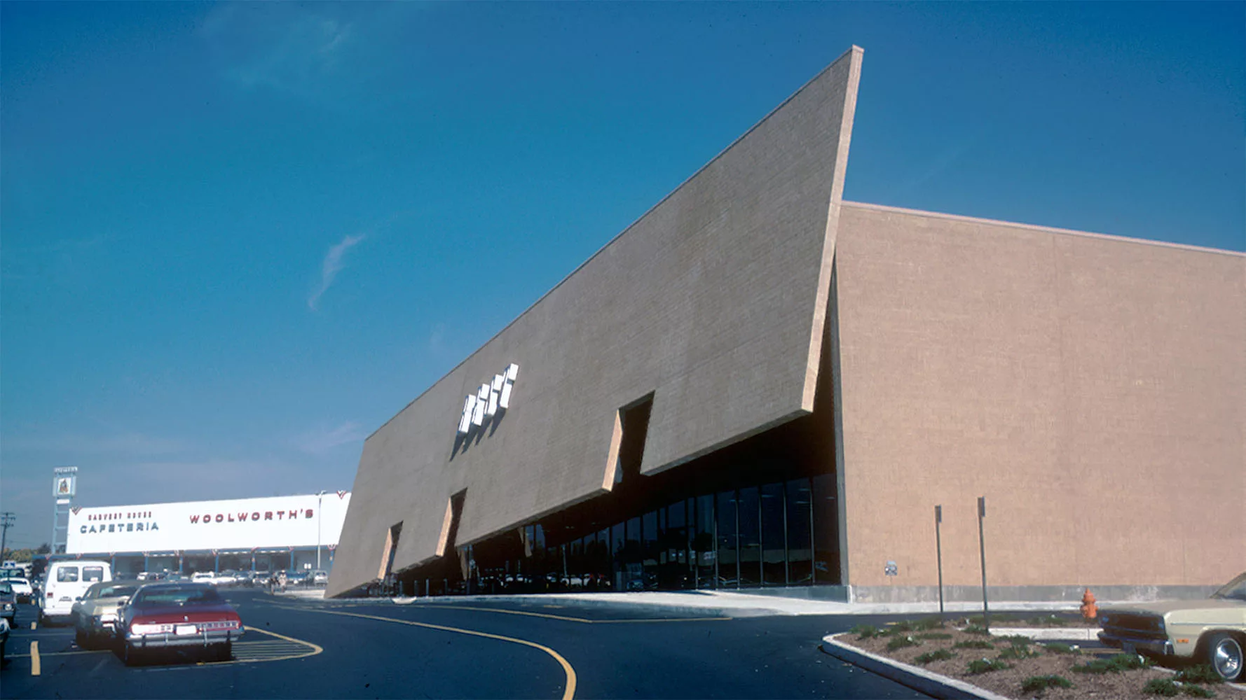 James Wines: “Controversy Is at the Core of Art” | Architectural